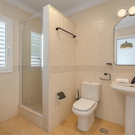 Sabina - 6 Bedroom House Villa Costa Adeje (Tenerife)